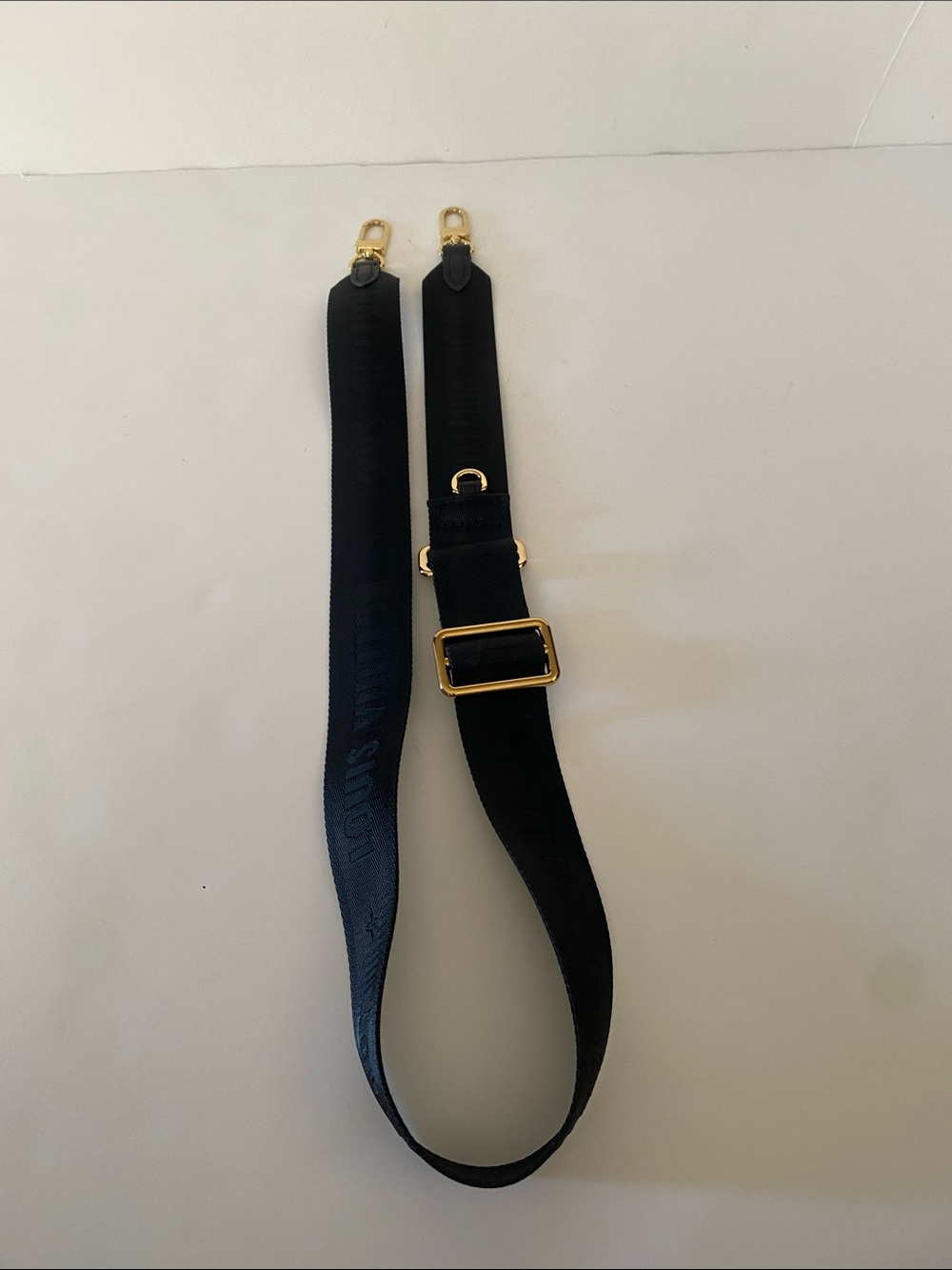 Louis Vuitton black nylon strap - Picture 8 of 12